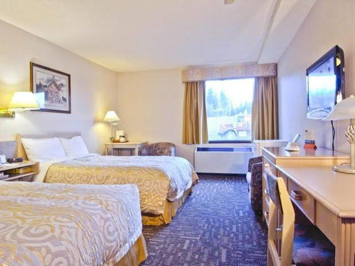 Crestwood Hotel Хинтон Экстерьер фото